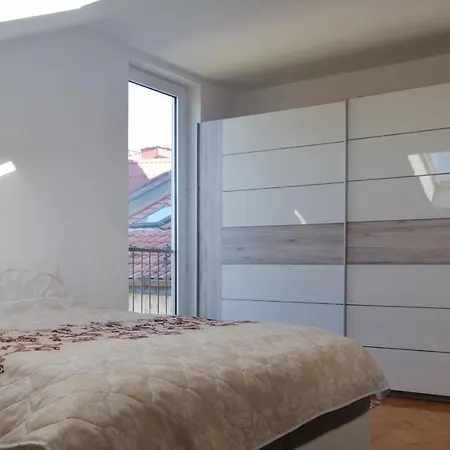 Apartman Ajsha